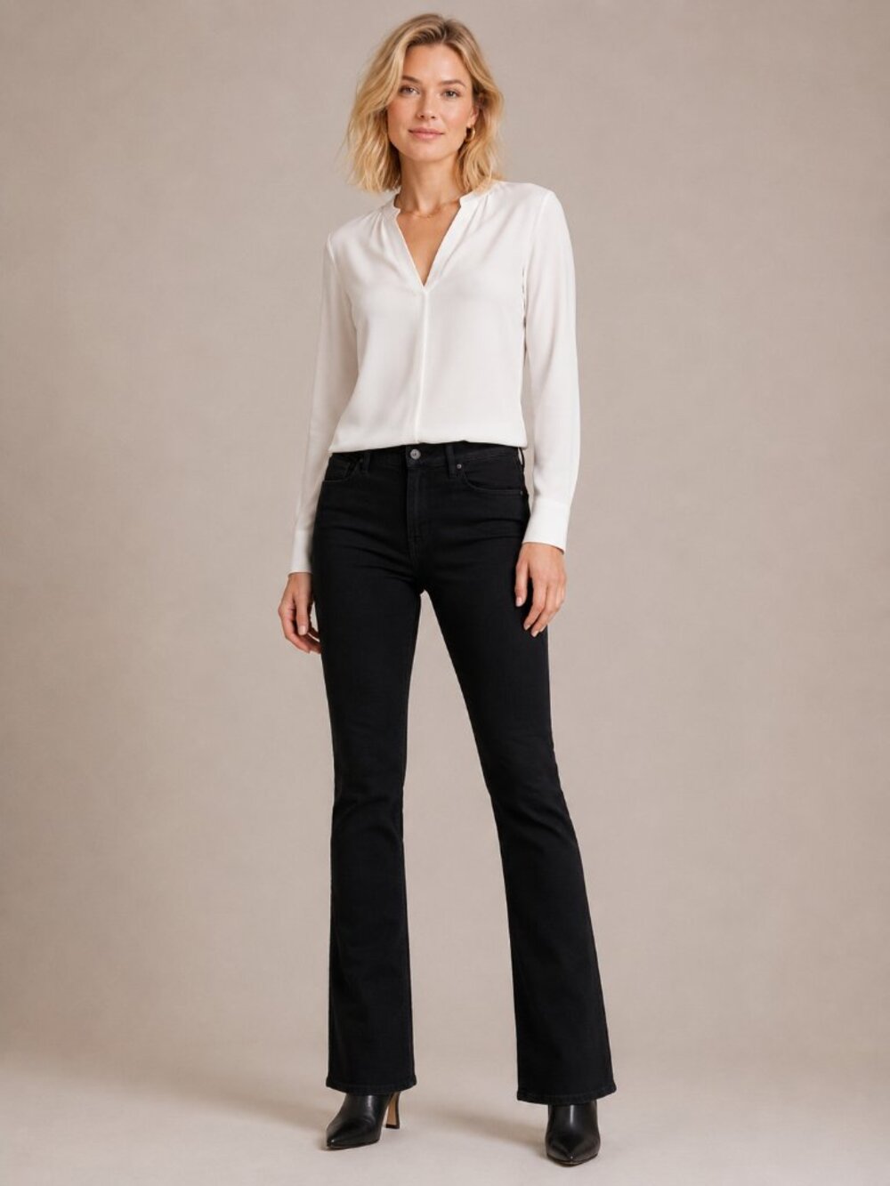 White House Black Market High Rise Bootcut Jean Black Rinse 6 Short #A3932